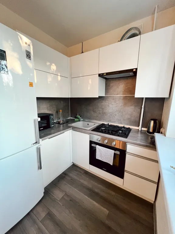 Великолепная просторная двухкомнатная квартира