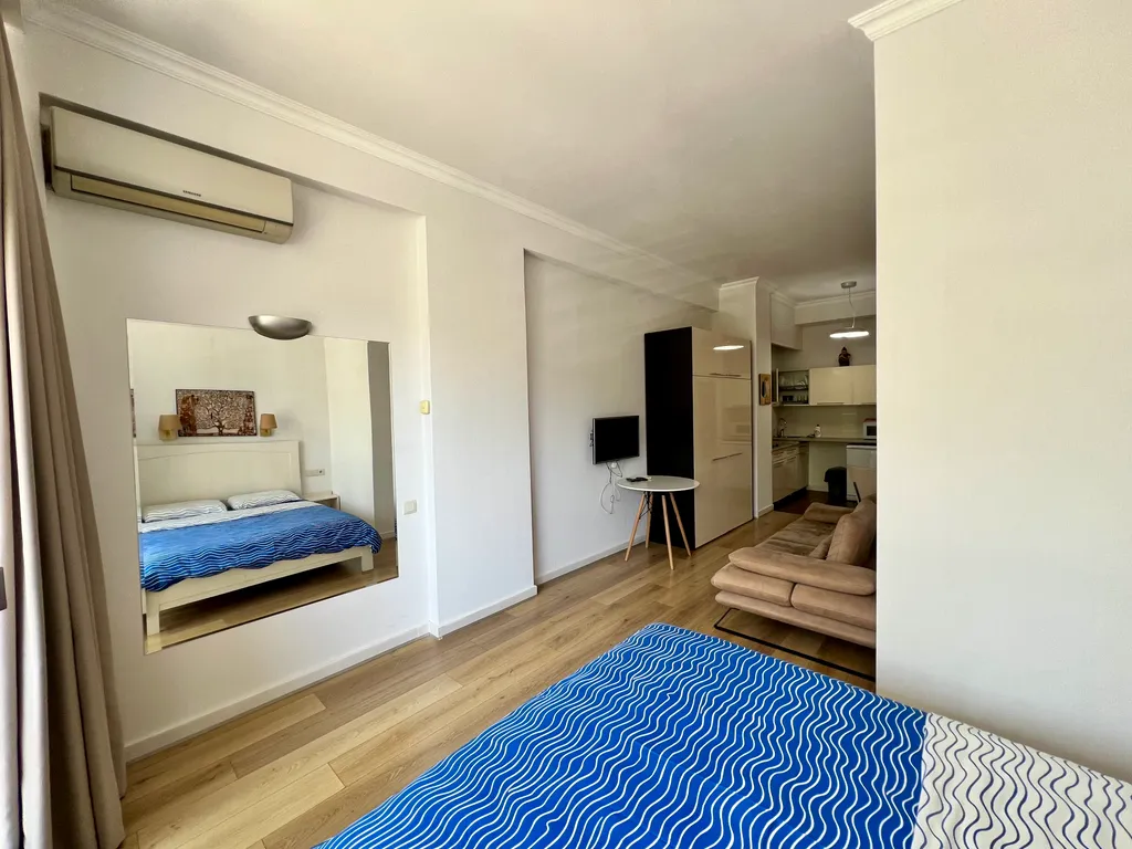 Tbilisi vake center tennis court apt 8r