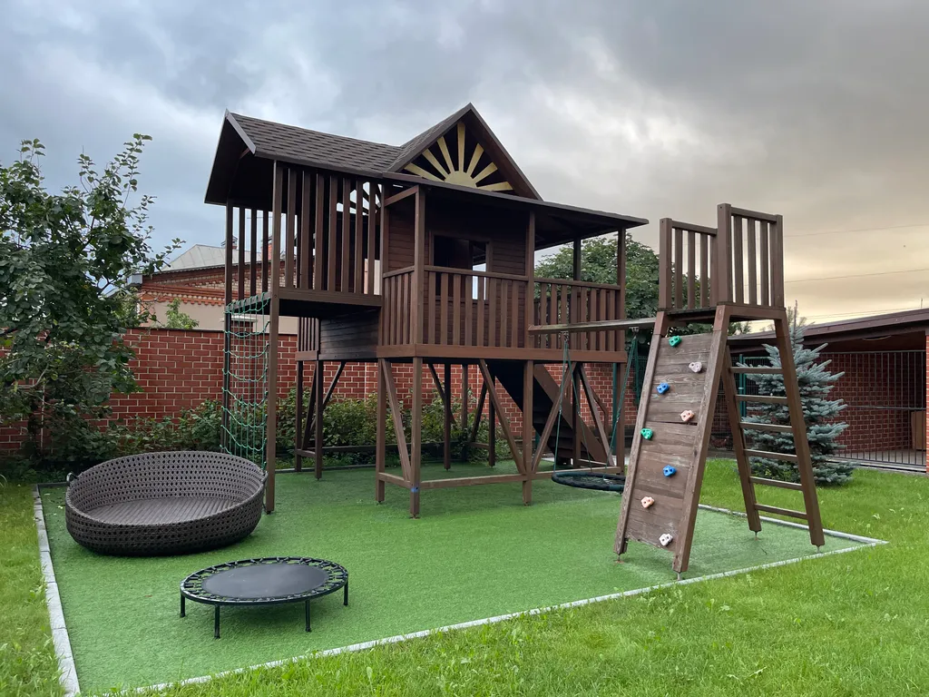 Вилла с баней и шикарным бассейном