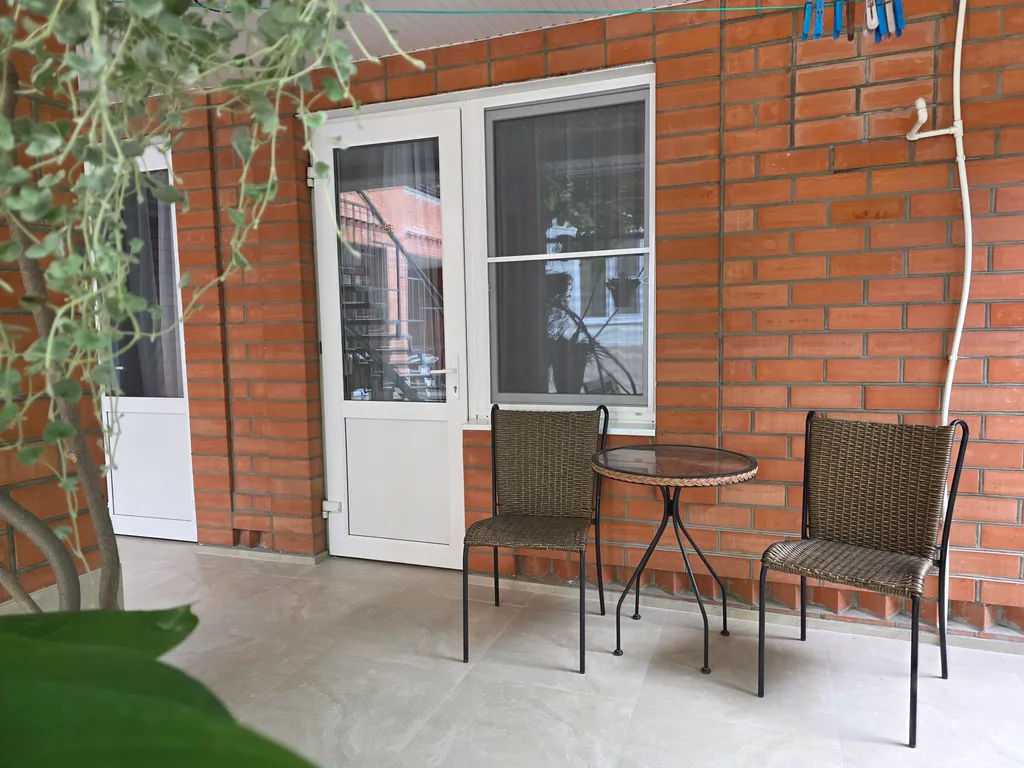 Квартира Квартира "Классик"  трехместный стандартный номер с раздельными кроватями, одноместным диваном — Геленджик