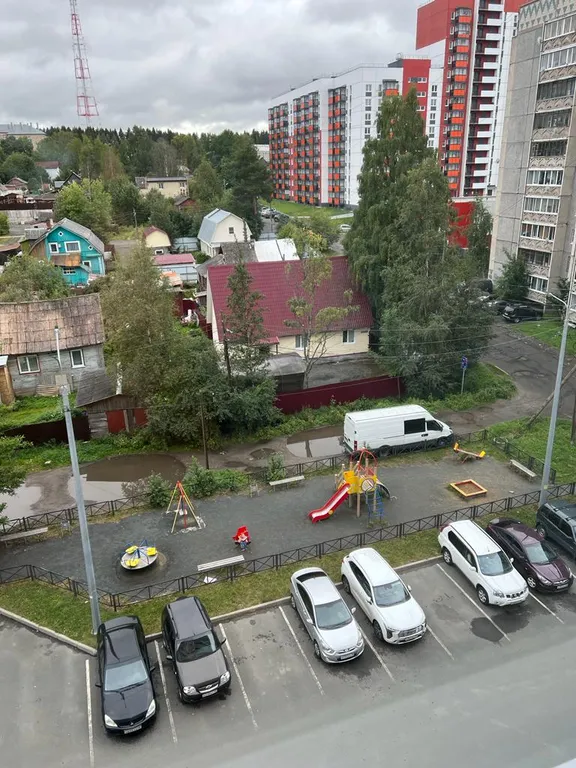 Просторная двушка на Перевалке