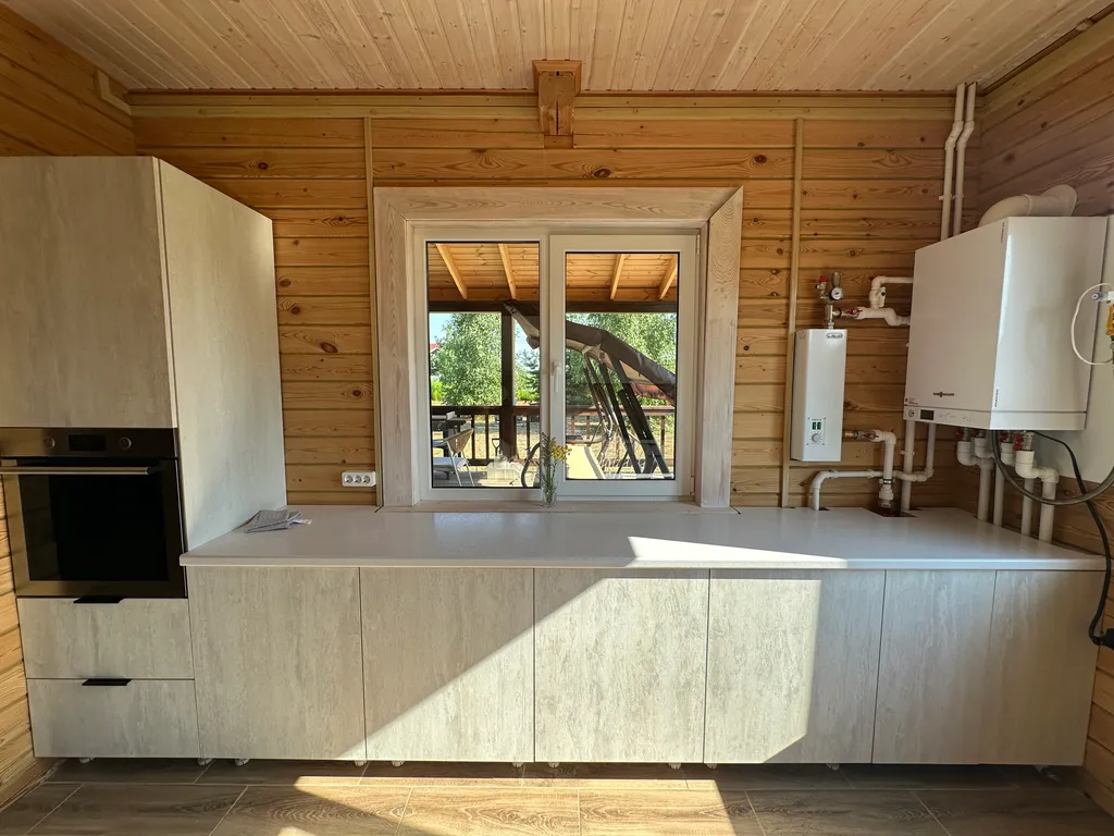 Уютный дом на берегу Горьковского моря