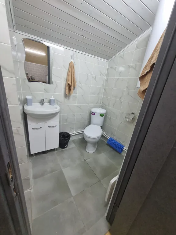 Дом с уличным чаном