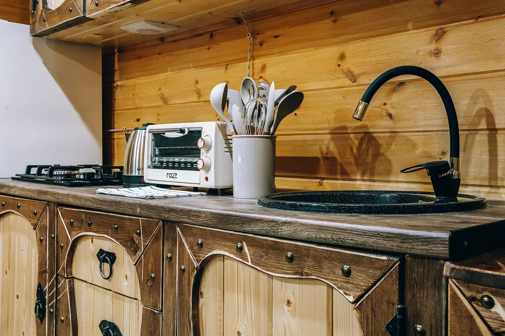 Просторный коттедж в лесу