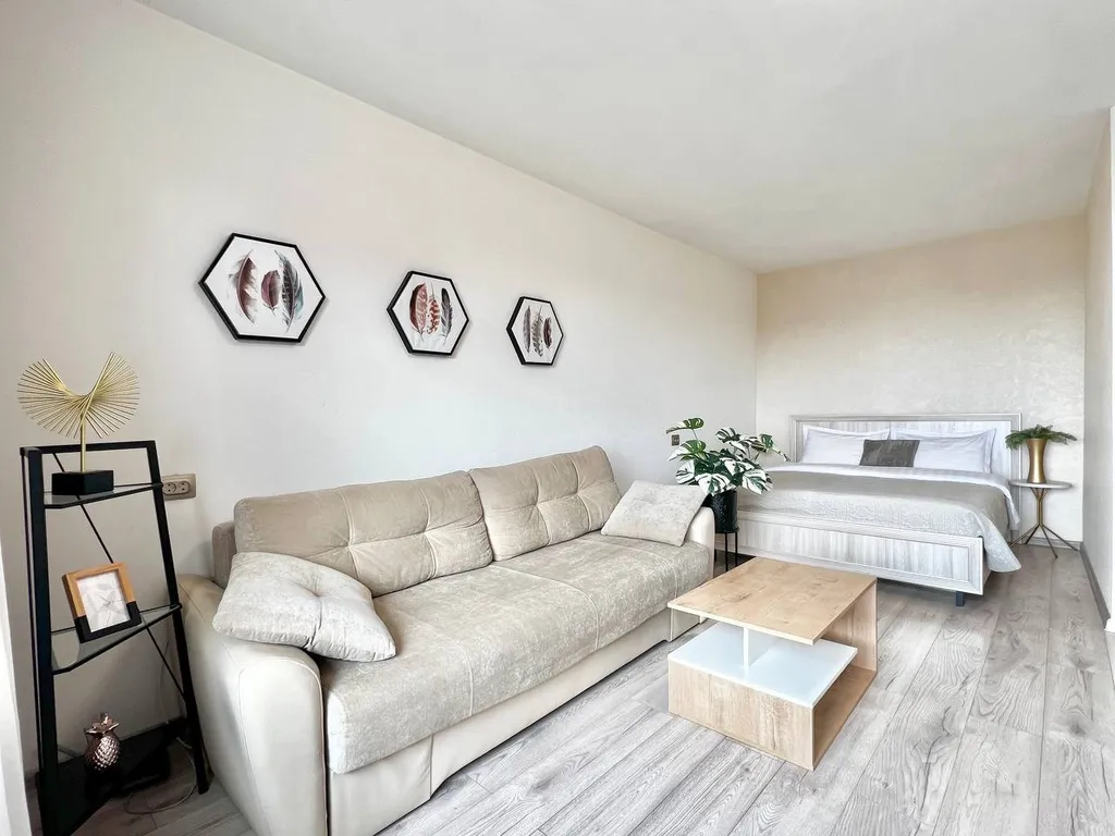 Светлая квартира с великолепным видом на закат — аренда посуточно в Большой Камень