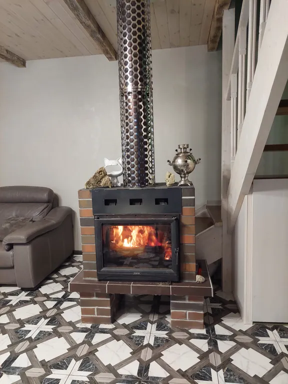 Дом на берегу залива