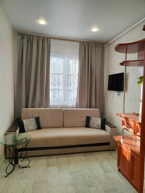 2-местный номер с диваном с видом на гору