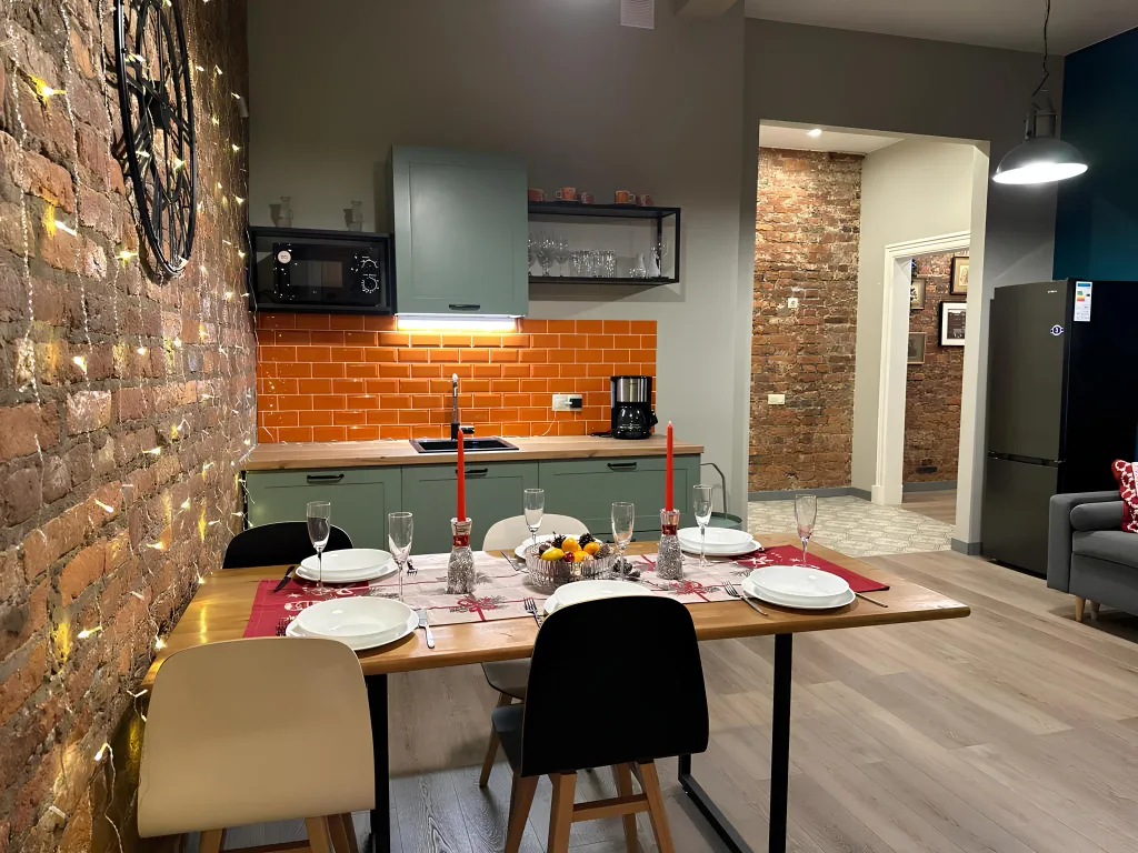 Квартира 4-комнатная Квартира — Санкт-Петербург