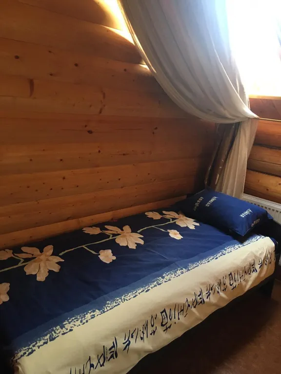 Коттедж с бассейном