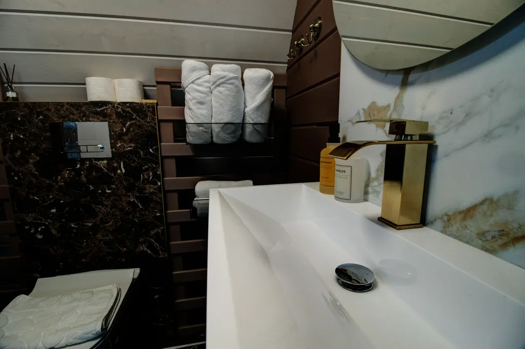 Aframe lux black (Дом на берегу Рыбинского водохранилища)