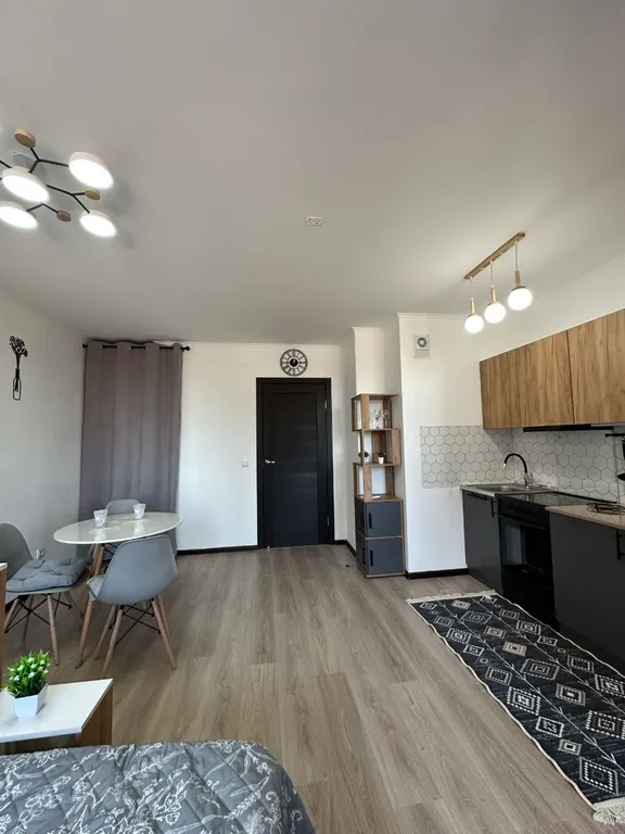 Квартира Квартира Уютная и стильная светлая новая студия на ул. Тихая — Бугры