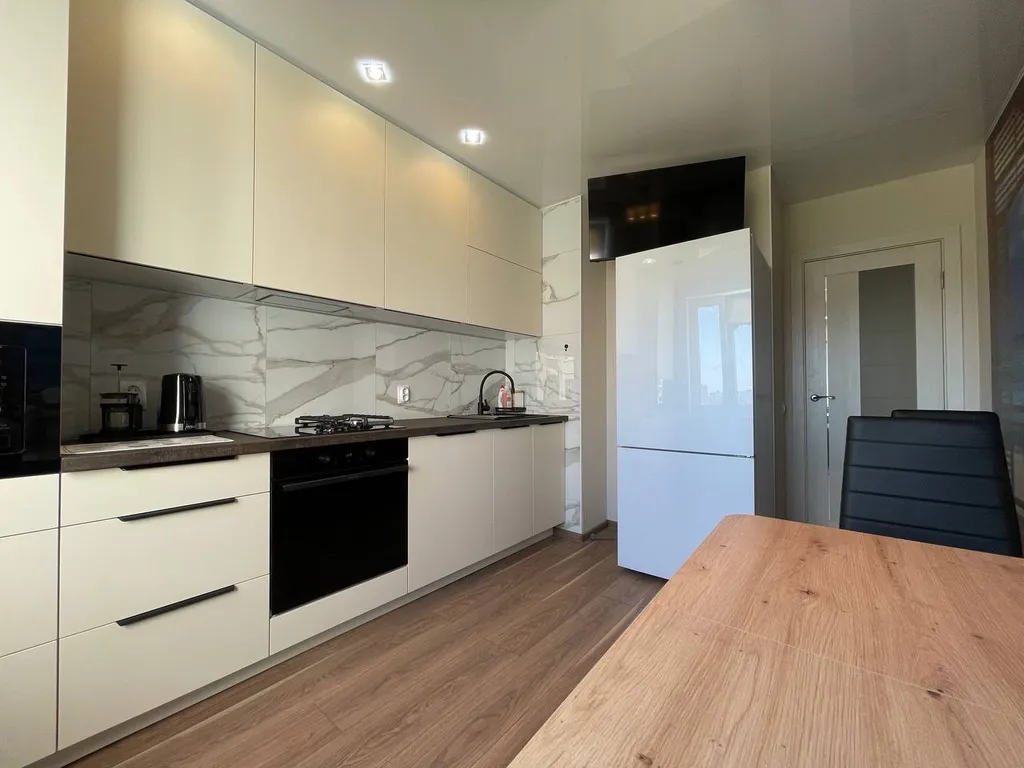 Трехкомнатная квартира возле Бауцентра