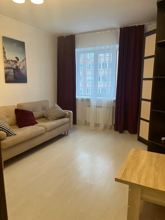 Дом с часами