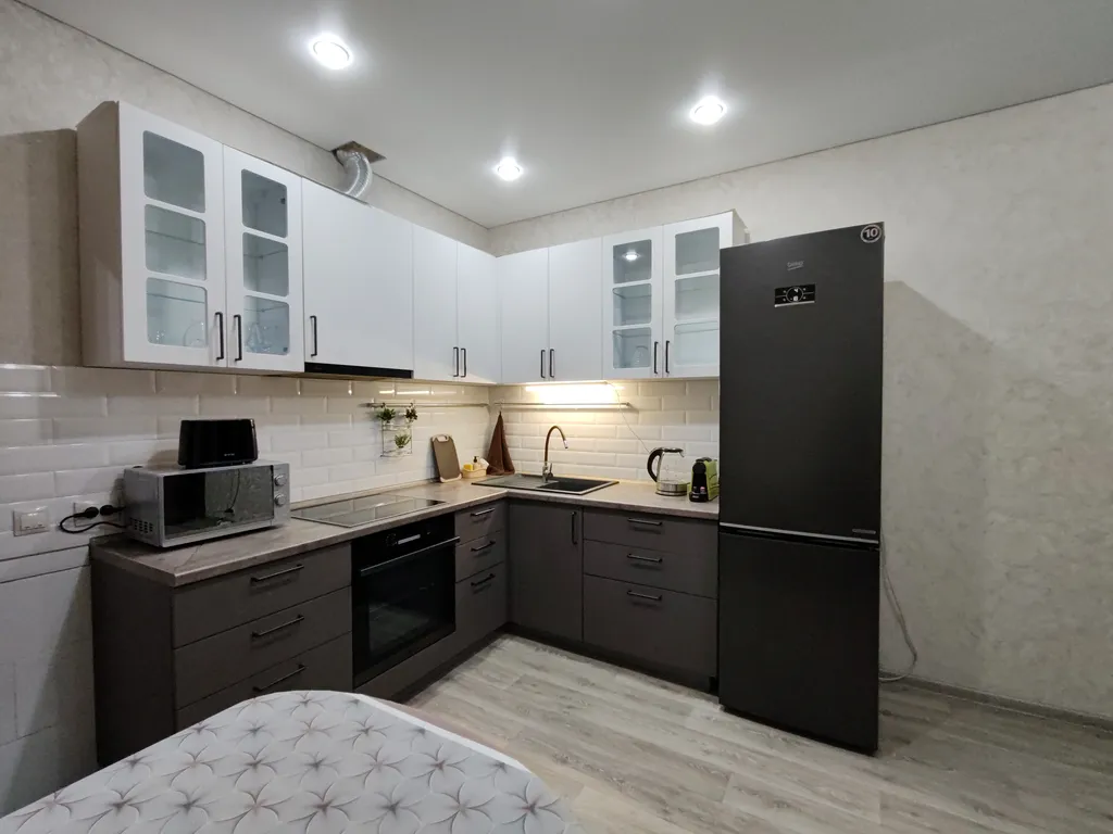 Евродвухкомнатная квартира на въезде в город возле тц кит