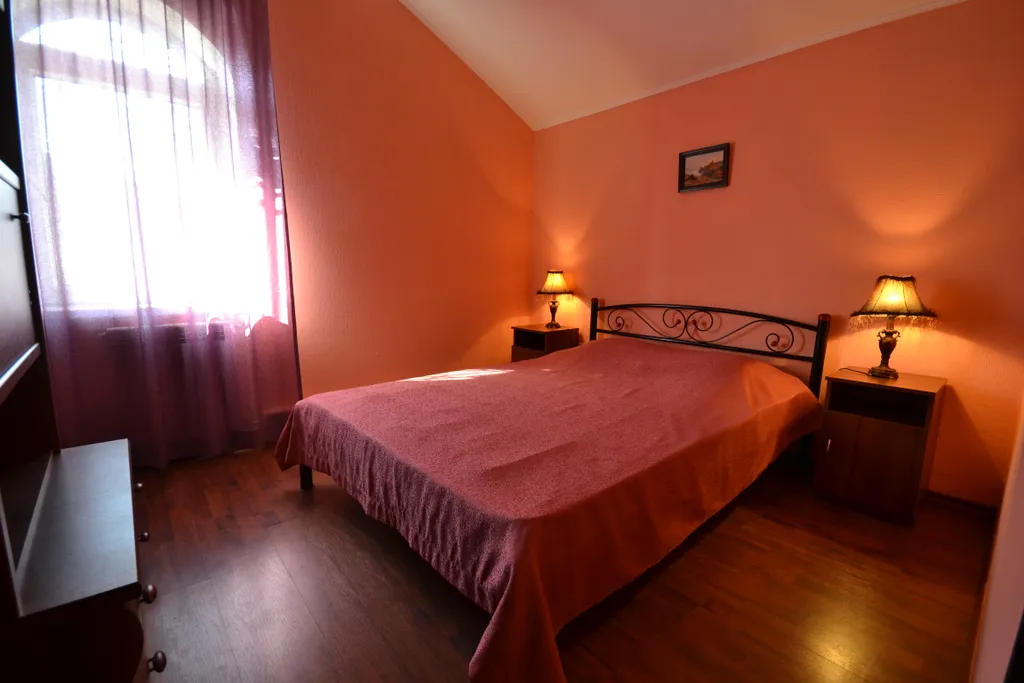 Коттедж Дом на берегу Балаклавской бухты — аренда посуточно в Балаклава