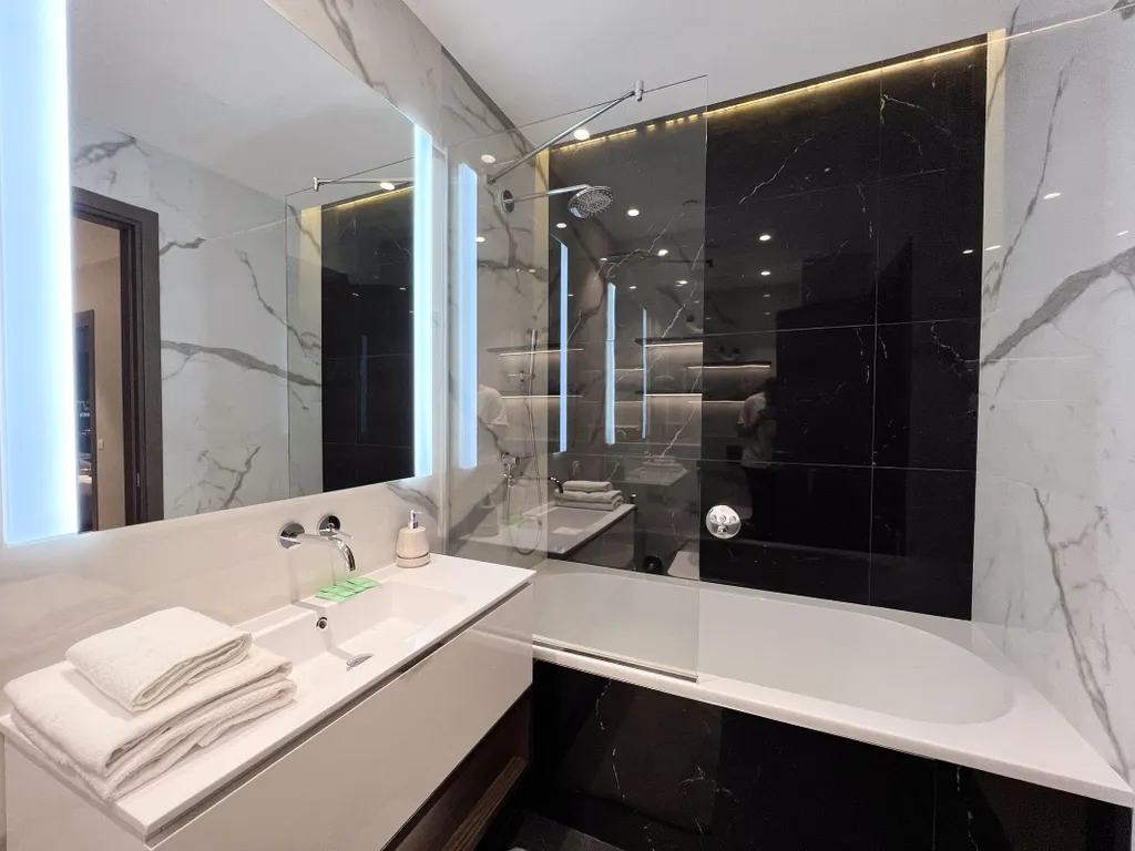 Угловой апартамент в Москва сити