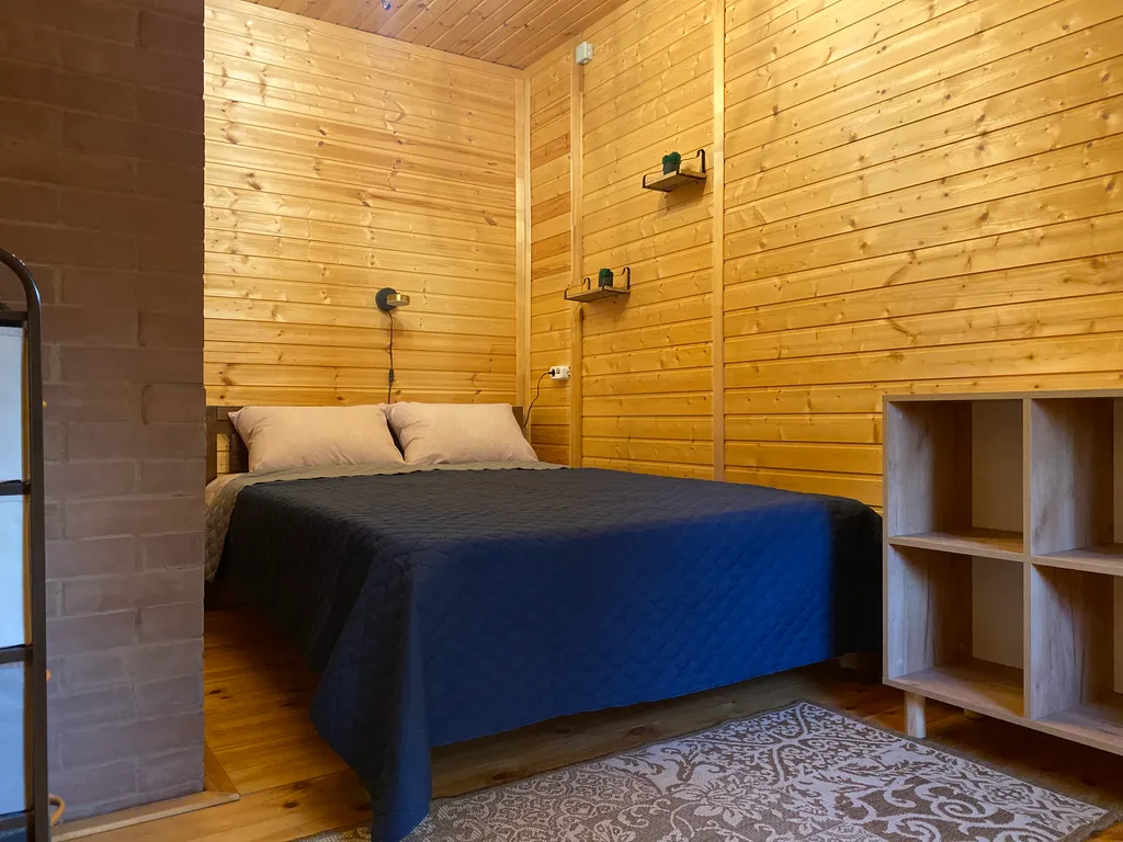 Дом у речки для семейного отдыха