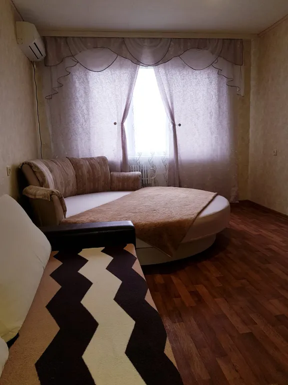 2-комнатная Квартира — аренда посуточно в Волжский