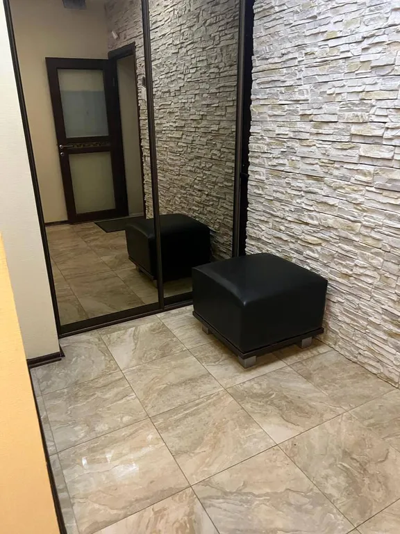 4-комнатная квартира у озера