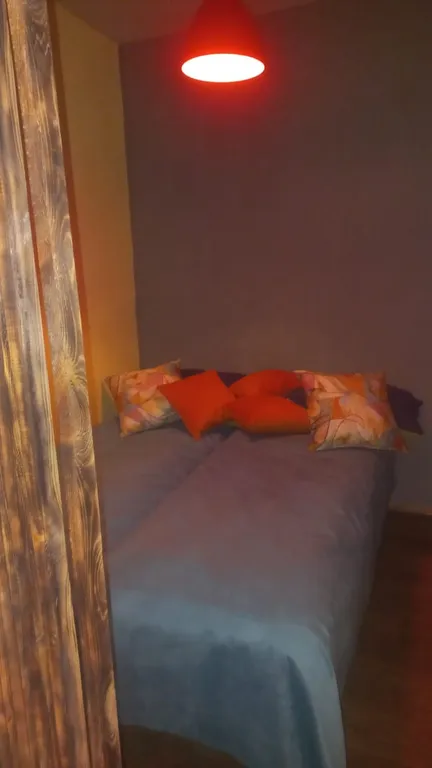 Modern famely Suit City Center