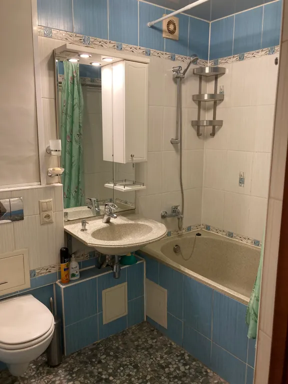 Квартира 2-комнатная квартира в центре с хорошей транспортной доступностью — Калининград