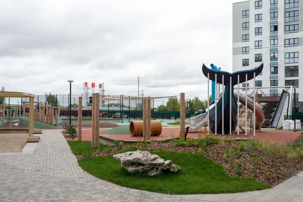 Квартира Квартира с собственной террасой в новом ЖК на берегу реки — Тюмень