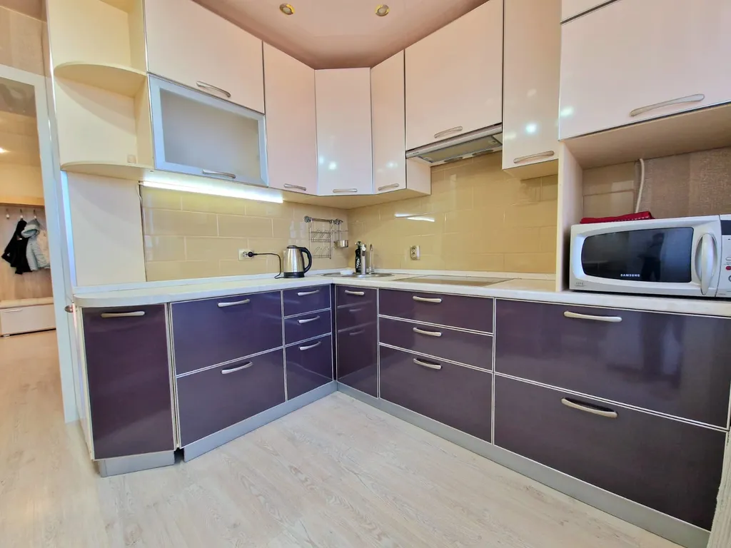 2-Комнатная Квартира с Шикарным Видом на Волгу