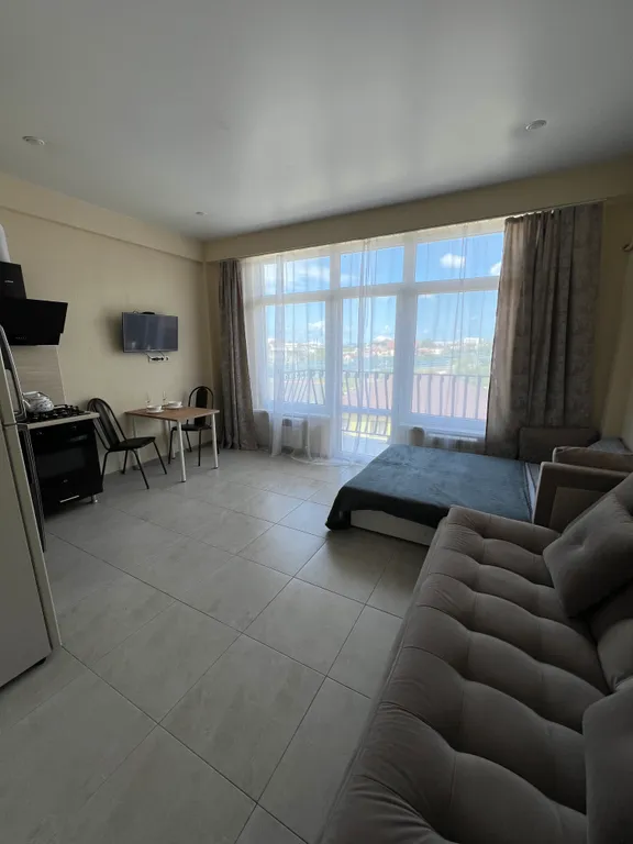 Квартира Квартира Уютная студия с красивым видом из окна — Сириус