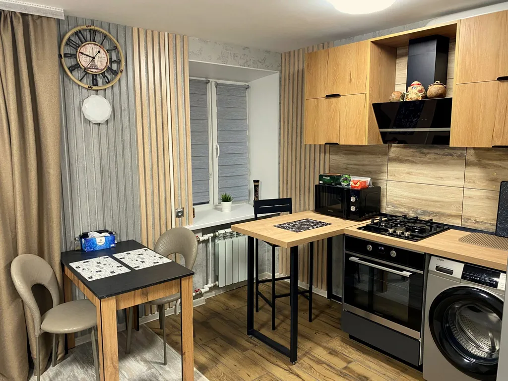 Очень уютная, стильная квартира студия в стиле лофт