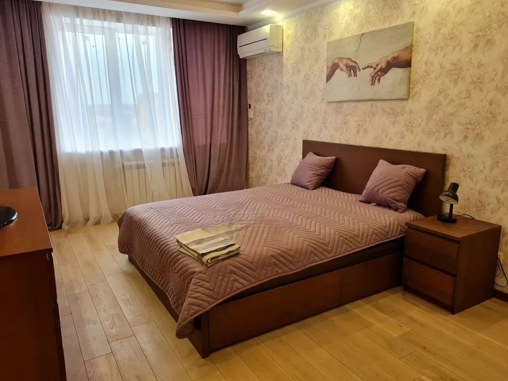 Уютная квартира в цeнтpе города