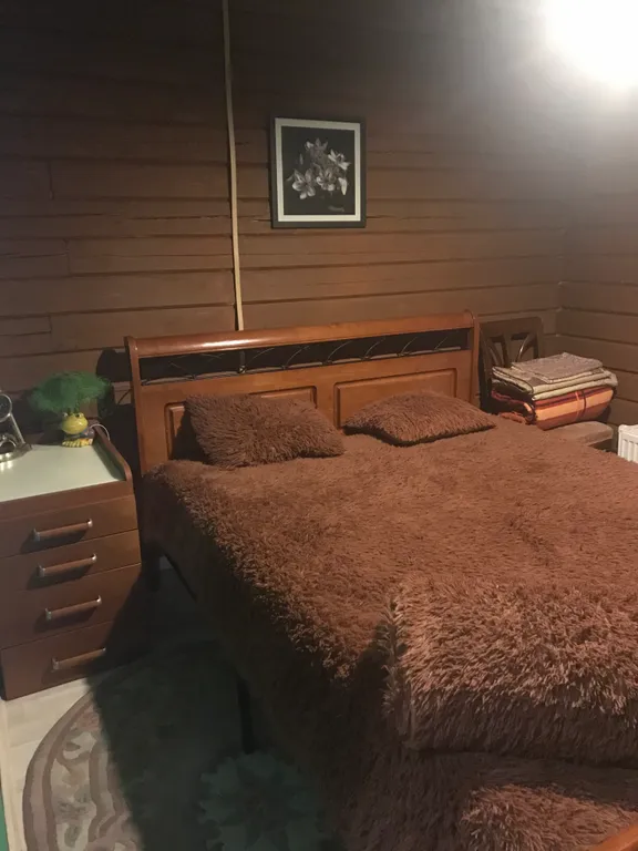 Уютный дом в черте города