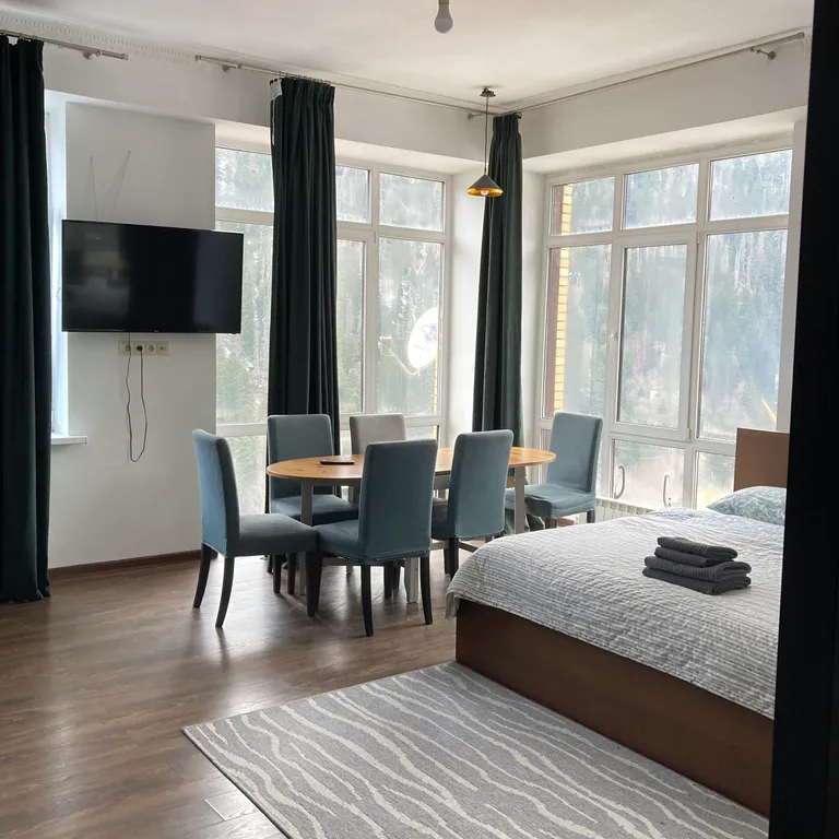 Квартира Евротрешка в центре в 2 минутах от канатной дороги — аренда посуточно в Домбай