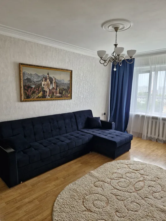 Квартира Трёхкомнатная квартира, удобное расположение! 3 отдельные комнаты. — Владикавказ