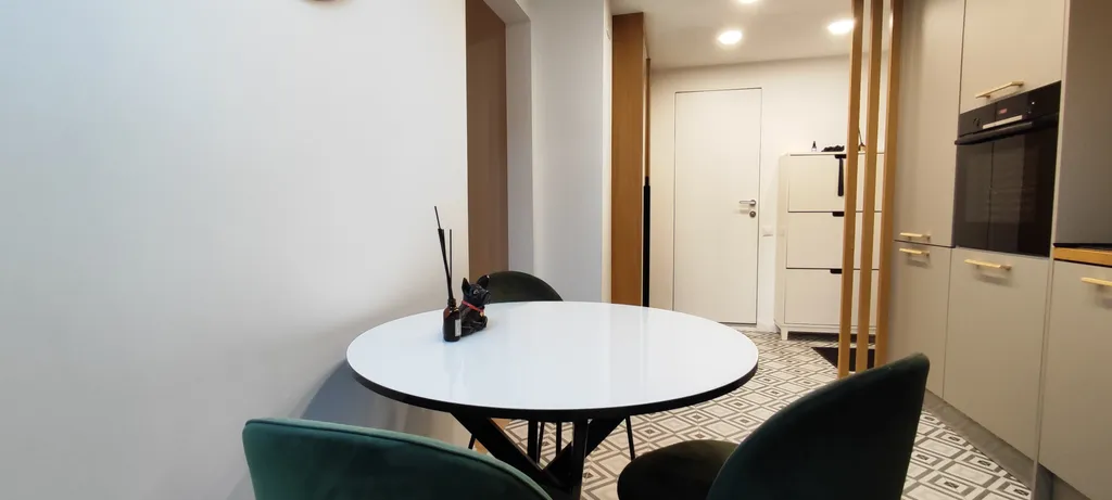 Бывший немец House 57