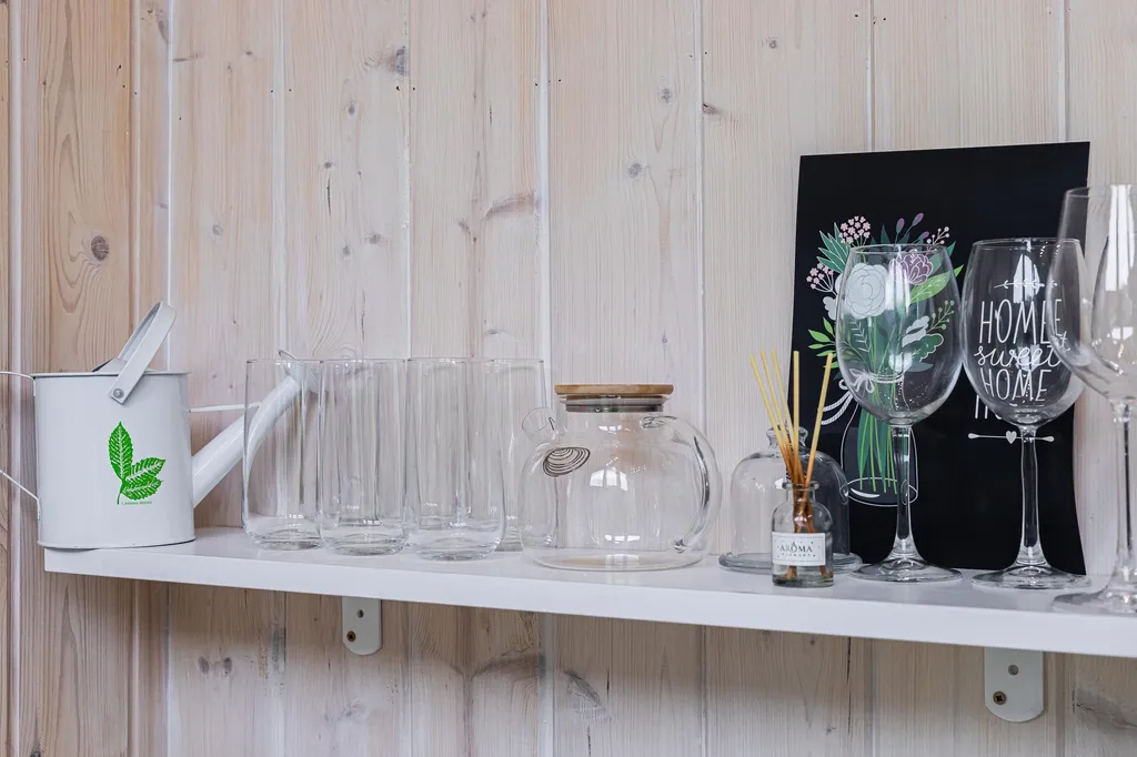 Яркий коттедж с панорамным видом на лес рядом с баней