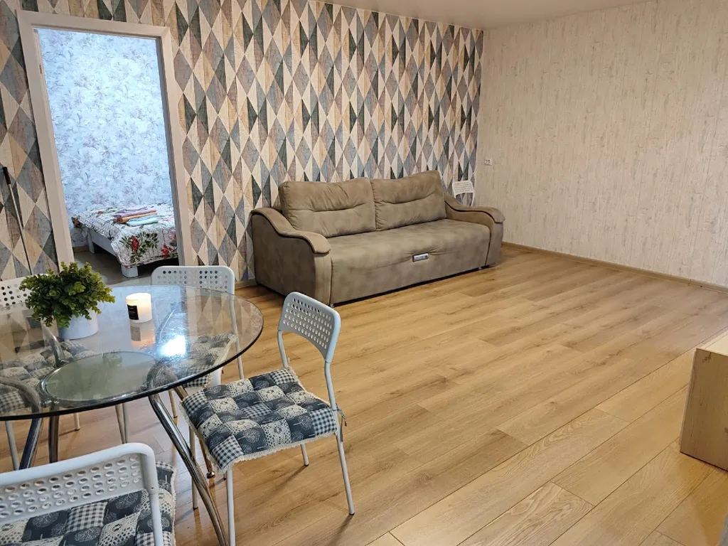 Квартира Просторные и уютные апартаменты — аренда посуточно в Братск