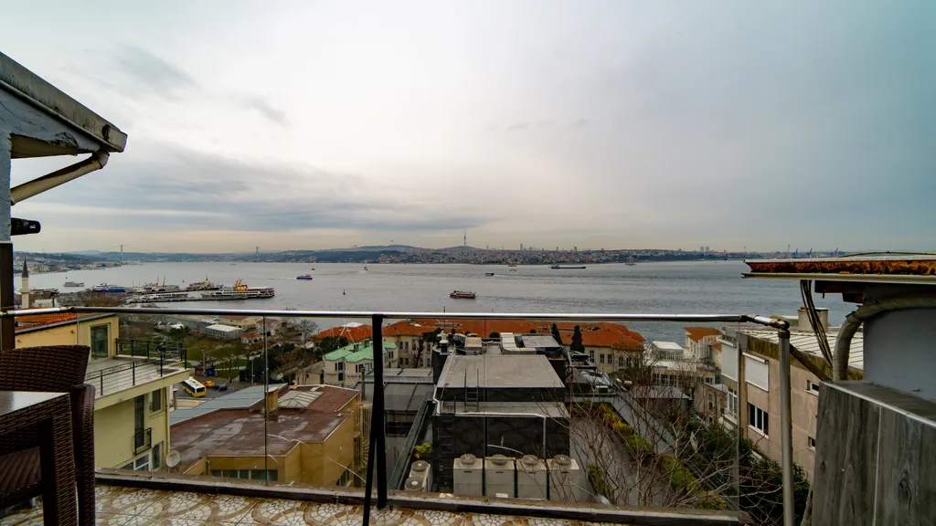 Panoramik Boğaz Manzaralı Taksim Studyo Daire