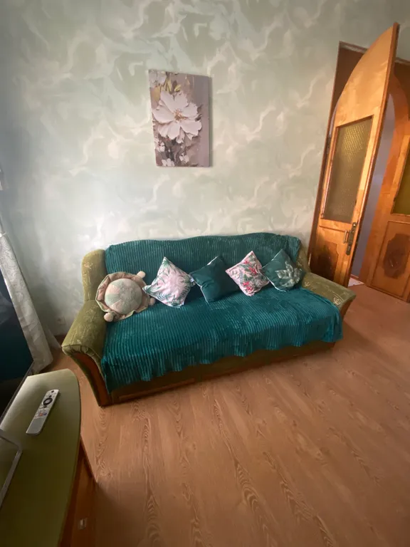 Уникальная квартира с интересным ремонтом и настоящим камином