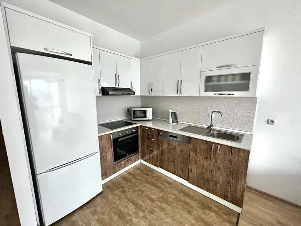 Апартаменты в центре Батуми 100 метров от моря, Porta Batumi Tower