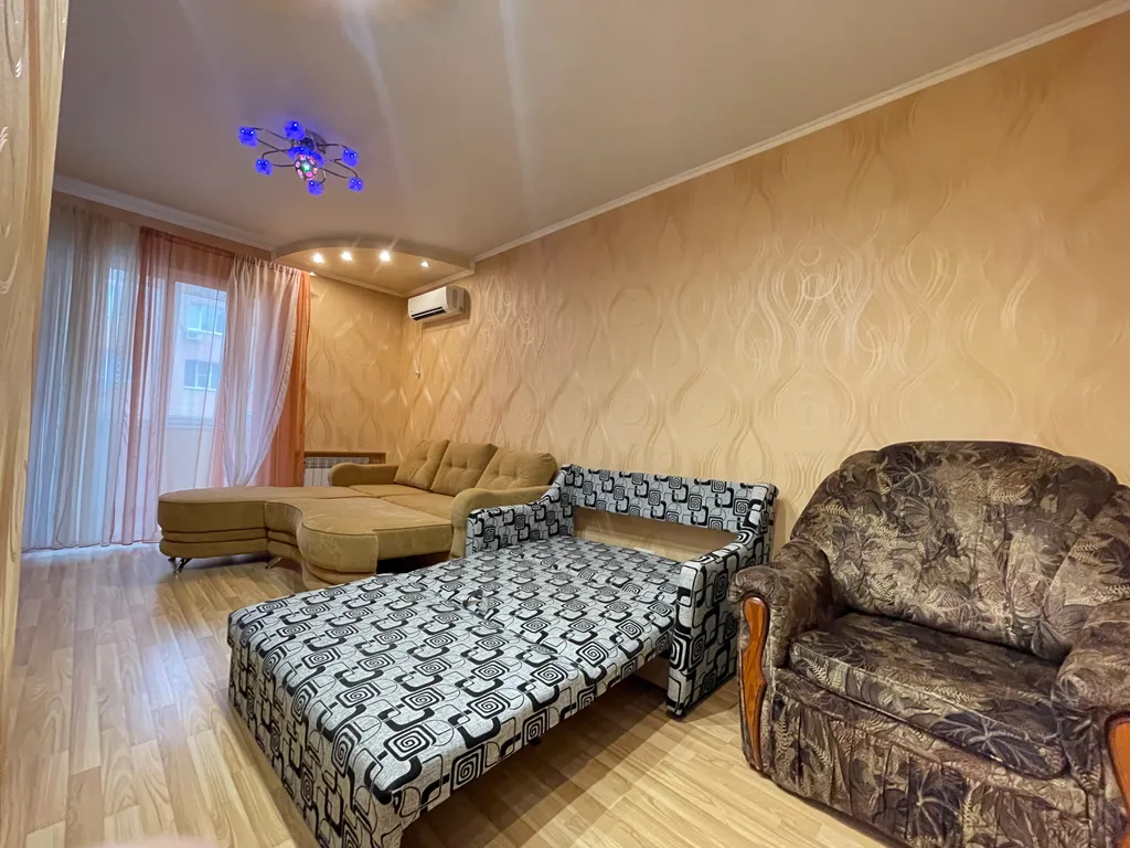 3-к квартира в самом центре с парковкой