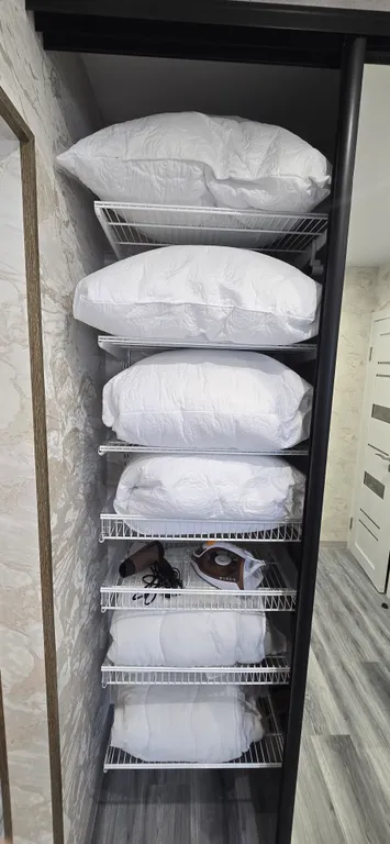 Квартира Новая и светлая двухкомнатная квартира — Хабаровск