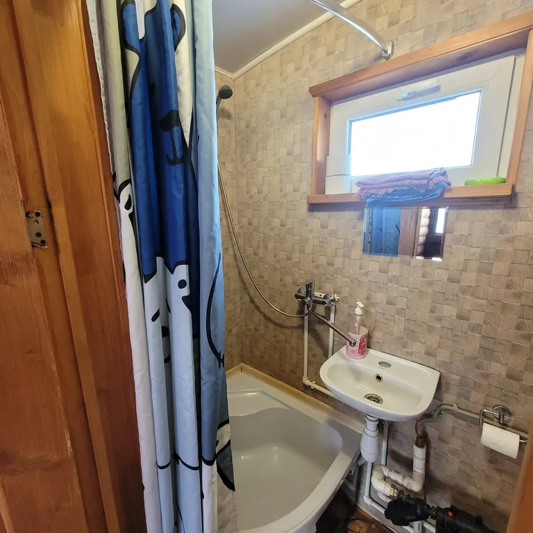 Дом на участке 40 сот.