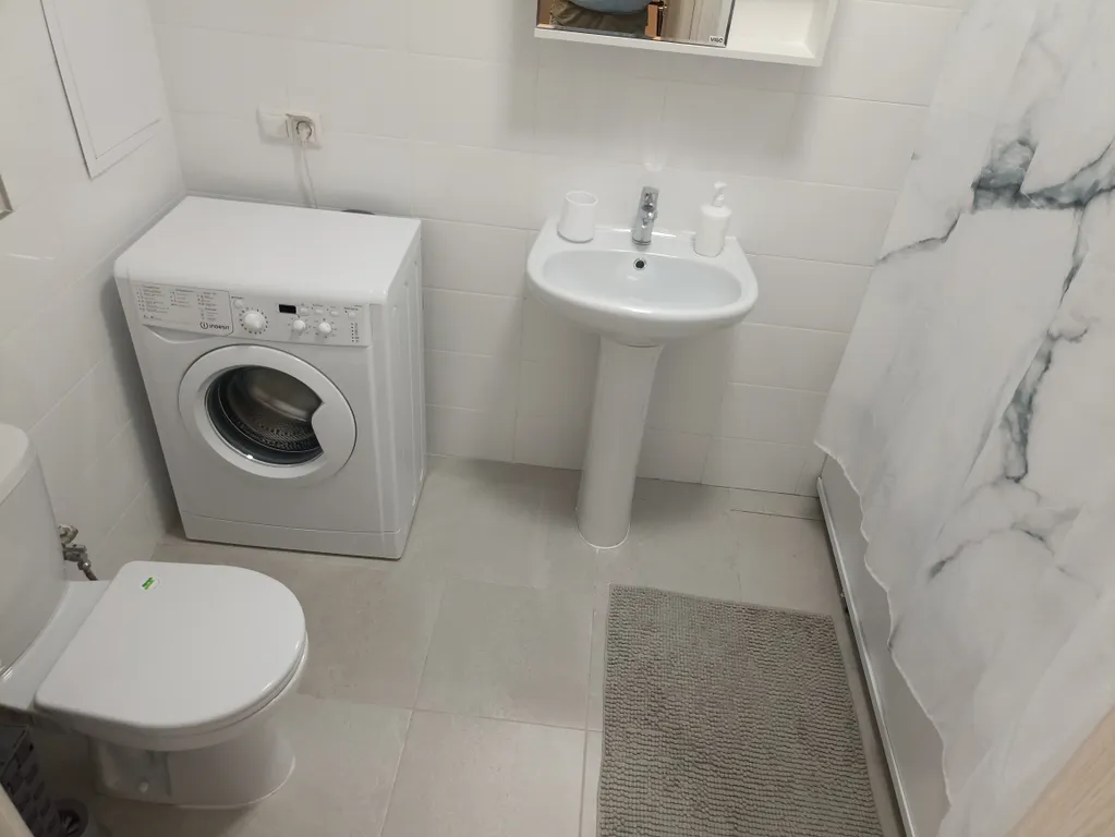 Евродвушка с кондиционером у онкоклиники имени Цыба