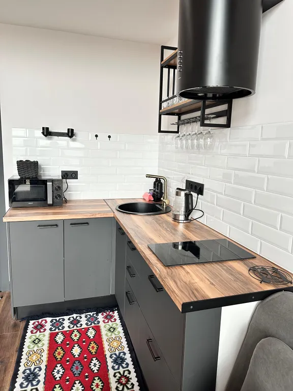 Коттедж Дом с бассейном и чаном — Безымянное