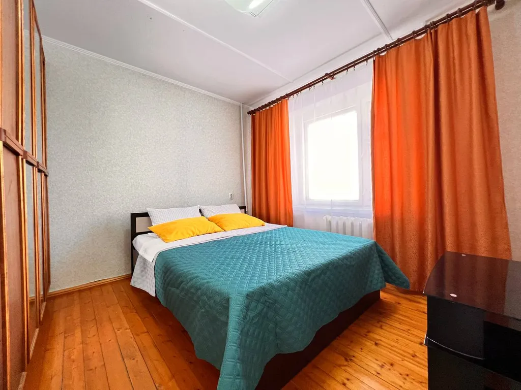 Большая трехкомнатная квартира центр