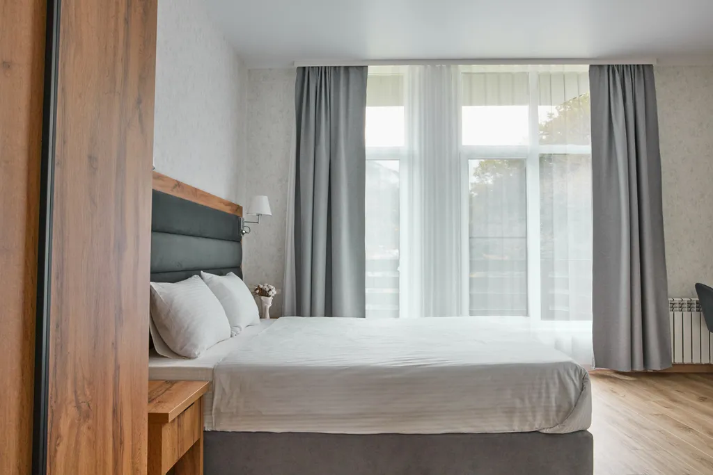 Панорамный двухместный апартамент комфорт с кухней и балконом