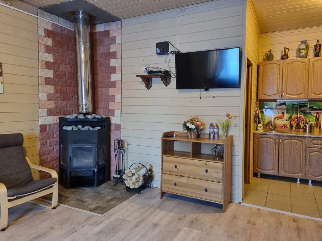 Коттедж с 2-мя спальнями, камин+сауна