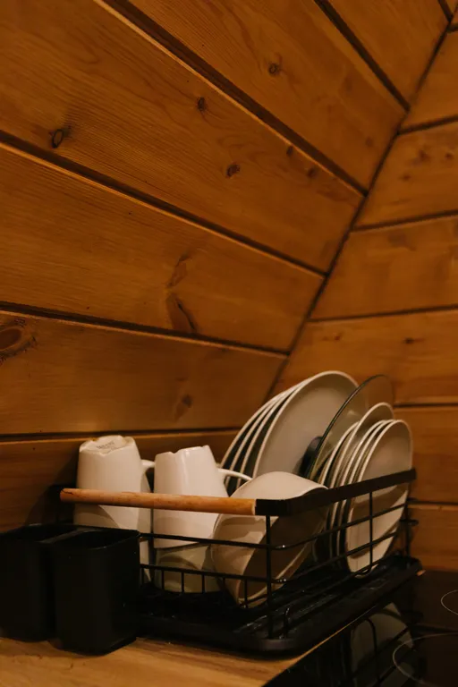 Домик в лесу вблизи от города в стиле A-frame