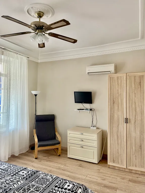 Двухкомнатная квартира с видом, рядом с морем