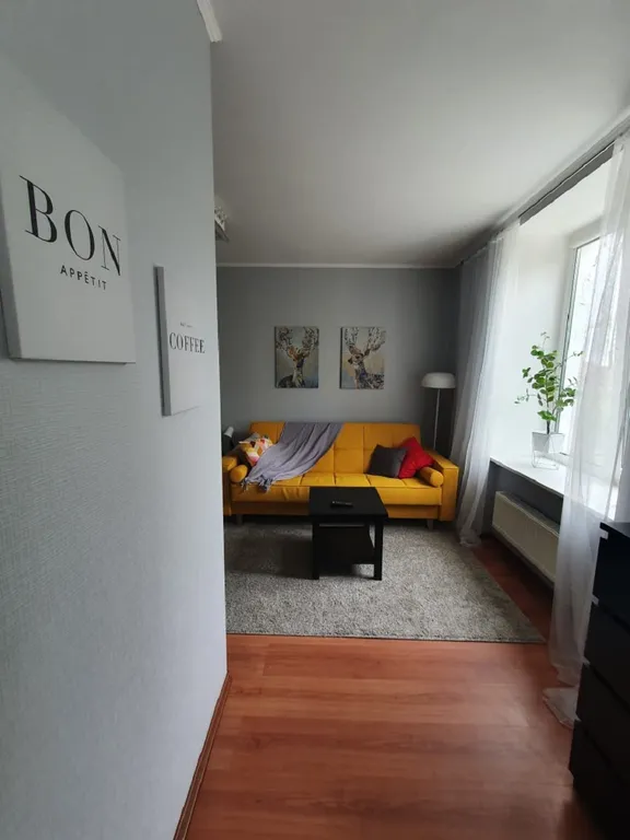 Светлая студия в центре